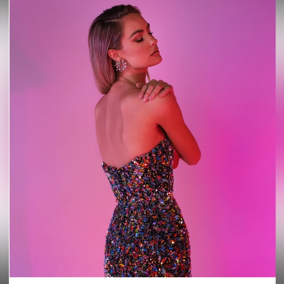 BNWT Helsi Serena gown Iridescent multi/black XL - Picture 2 of 8